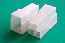 AISLADOR 3 VIAS HEMBRA PARA TERMINAL MACHO