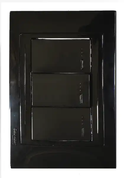 BASE LLAVE ARMADA 3 PUNTOS NEGRO TAPA NEGRO